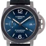 Montre Panerai Luminor GMT titane - vue D1