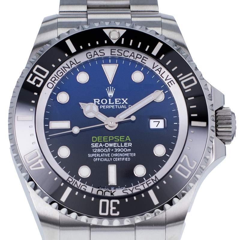 Montre d'occasion ROLEX Sea-Dweller DeepSea D-Blue homme mouvement automatique certifié (cosc) bracelet acier - vue D1