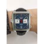 Montre d'occasion TAG HEUER Monaco Steve McQueen homme automatique bracelet cuir cresus - vue porté 2