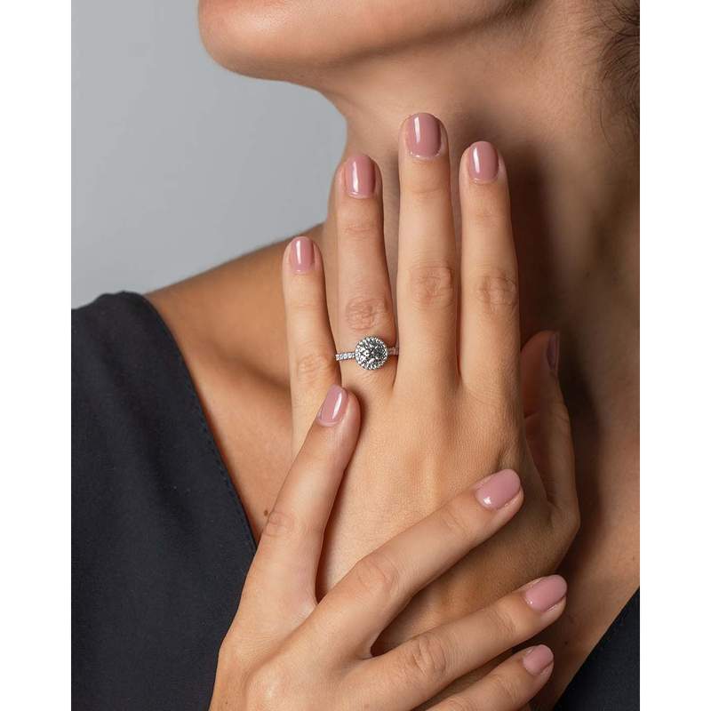 Bague d'occasion CARTIER Destinée Platine femme platine 950/1000 - vue porté 1