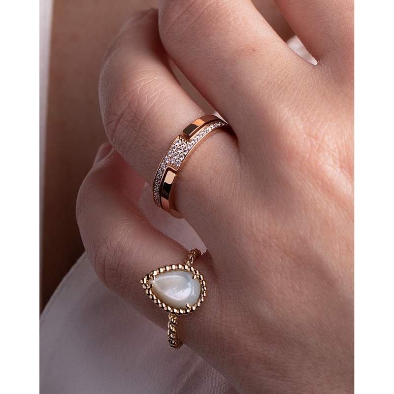 Bague d'occasion BOUCHERON Serpent Bohème PM femme or jaune 750/1000 - vue porté 2