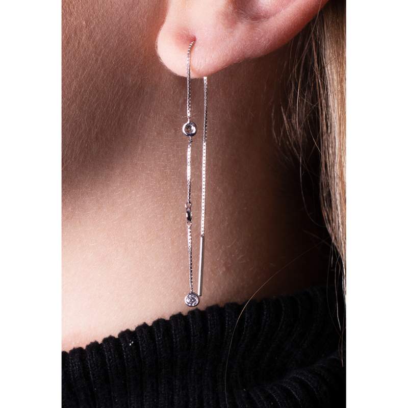 Boucles-oreilles CRESUS Serti clos or blanc 750/1000 - vue porté 1