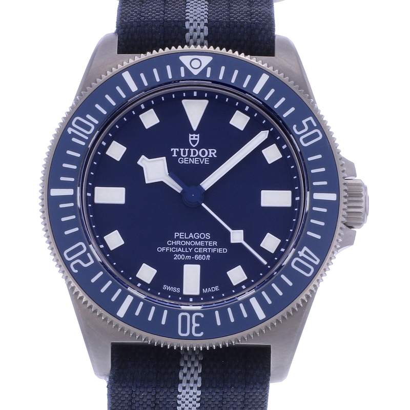 Montre d'occasion TUDOR Pelagos FXD Marine Nationale homme mouvement automatique certifié (cosc) bracelet nato - vue D1