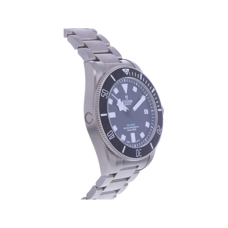 Montre d'occasion TUDOR Pelagos homme mouvement automatique certifié (cosc) bracelet titane - vue 2