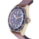 Montre d'occasion TUDOR Black Bay Bronze Edition Bucherer homme mouvement automatique certifié (cosc) bracelet cuir d'origine - vue D2